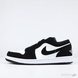 Air Jordan 1 Low Black White - Photo 1