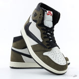 Air Jordan 1 Retro High OG x Travis Scott Mocha (Dot Perfect) - Photo 12