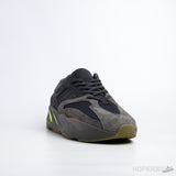 Yeezy Boost V1 700 Mauve (Premium Batch) - Photo 2