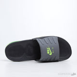 Air Max Camden Dark Volt Slides - Photo 5