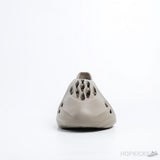 Yeezy Foam RNNR MX Sand Grey - Photo 4