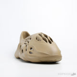 Yeezy Foam RNNR Desert Sand (Premium Batch) - Photo 4