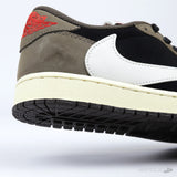 Air Jordan 1 Low x Travis Scott Dark Mocha - Photo 11