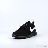 Nike Tanjun Black Running Shoes Speckled Sole (Premium Batch) - Photo 2