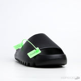Yeezy Slide Onyx (Premium Batch) - Photo 2