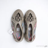 Yeezy Foam RNNR MX Sand Grey - Photo 14