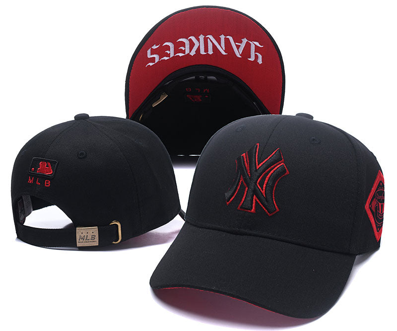 NY Yankees Black Red Cap