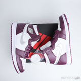 Air Jordan 1 Retro Hi OG Bordeaux (Premium Batch) - Photo 2