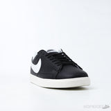 Nike Blazer Low '77 Vintage Black White - Photo 2