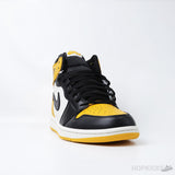 Air Jordan 1 Retro High OG 'Taxi' (Premium Batch) - Photo 2