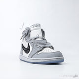 Dior x Air Jordan 1 High OG (Dot Perfect) - Photo 2