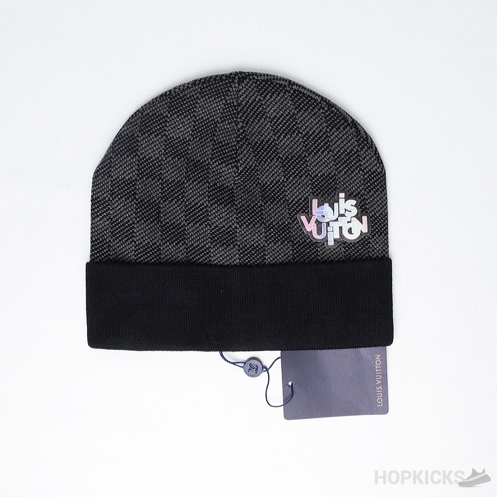 LV 12 Letters Beanie Brwn