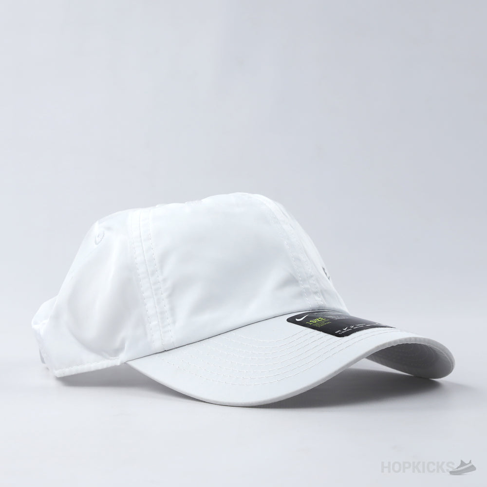Nike Sportswear Heritage White Cap