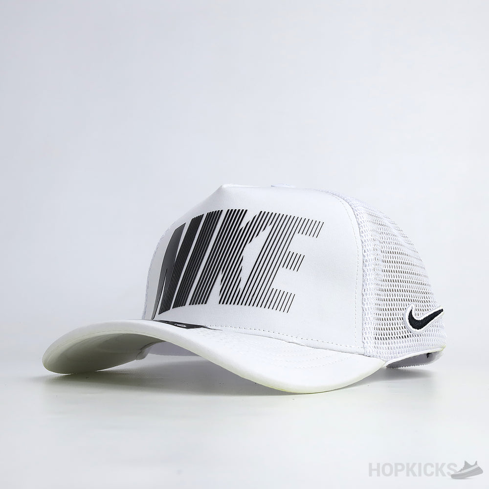 Nike Classic Trucker White Cap
