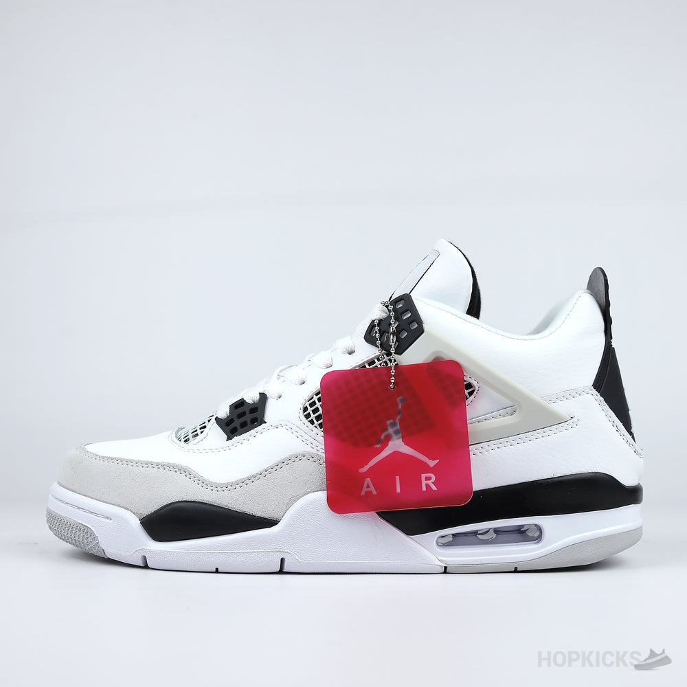Air Jordan 4 Retro Military Black