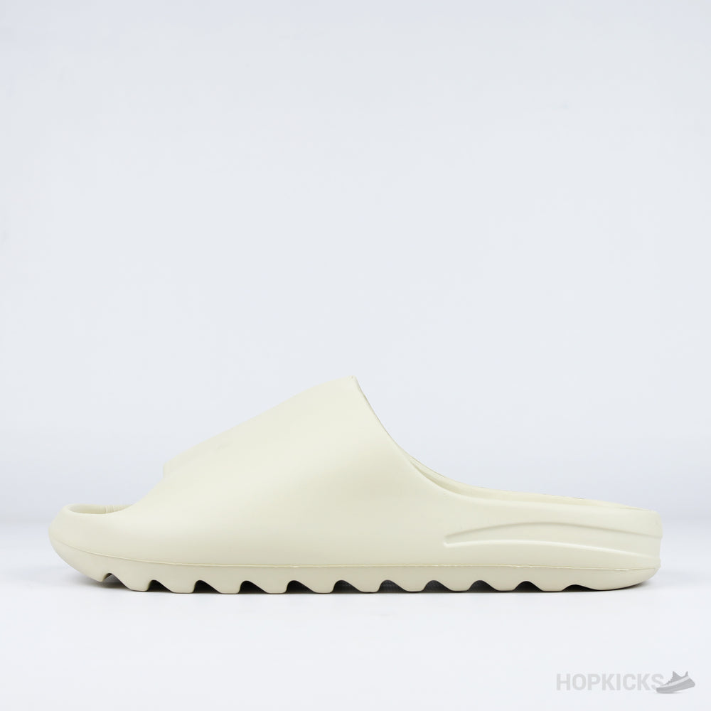 Yeezy Slides Sand