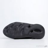 Yeezy Foam RNNR Charcoal (Premium Batch) - Photo 6