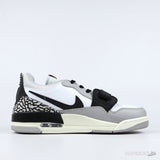 Nike Jordan 4 [Without Box] - Photo 2