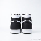 Air Jordan 1 Retro Black White - Photo 8
