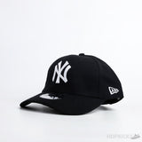 NY New Era White Logo Black Cap - Photo 1