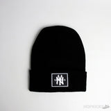 New York Yankees Patch Logo Black Beanie - Photo 1