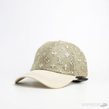 LV Monogram Beige Cap - Photo 1