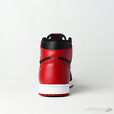 Air Jordan 1 Retro High OG Patent Bred - Photo 4