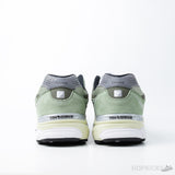 New Balance 990v3 MiUSA JJJJound Olive (Premium Plus Batch) - Photo 8