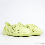 Yeezy Foam RNNR Dessert Sand - Photo 6