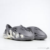 Yeezy Foam RNNR MX Moon Grey Mist - Photo 5