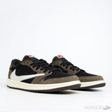 Travis Scott X AJ 1 Low OG SP Cactus Jack - Photo 7