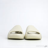 Yeezy Slide Crease - Photo 4
