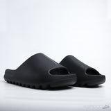 Yeezy Slide Charcoal (Premium Batch) - Photo 7