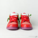 SB Dunk High Strawberry Cough - Photo 9