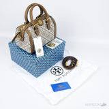 Tory Burch T Monogram Barrel Bag (Dot Perfect) - Photo 4