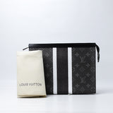 Louis Vuitton Clutch Bag - Photo 4