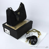 Prada Re-Edition 1995 Small Nylon Shoulder Bag [Economy Batch] - Photo 4