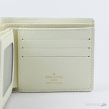 Louis Vuitton Bifold Wallet in the Damier Azur pattern - Photo 3