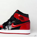 Air Jordan 1 Retro High OG Bred Patent - Photo 9