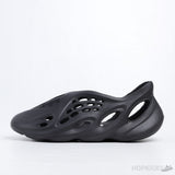 Yeezy Foam RNNR Charcoal (Premium Batch) - Photo 1