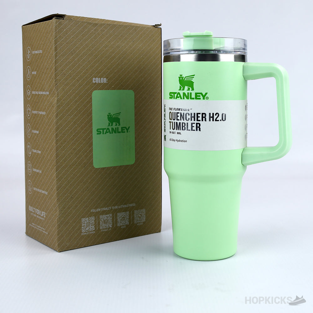 Quencher H2.0 FlowState Tumbler Light Green 30 oz