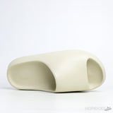Yeezy Slide Crease - Photo 7