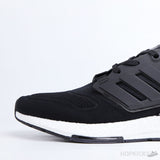 Ultra Boost 22 Black White - Photo 8