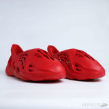 Yeezy Foam RNNR Vermillion - Photo 13