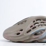 Yeezy Foam RNNR MX Sand Grey (Premium Batch) - Photo 7