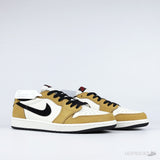 Air Jordan 1 Low OG "Rookie of the Year" (Dot Perfect) - Photo 9
