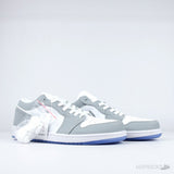 Air Jordan 1 Low Wolf Grey - Photo 18