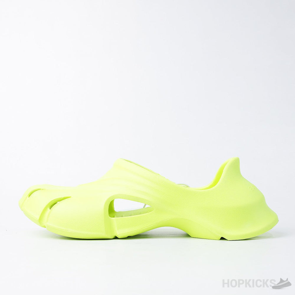Bale*ciaga Mold Closed In Yellow