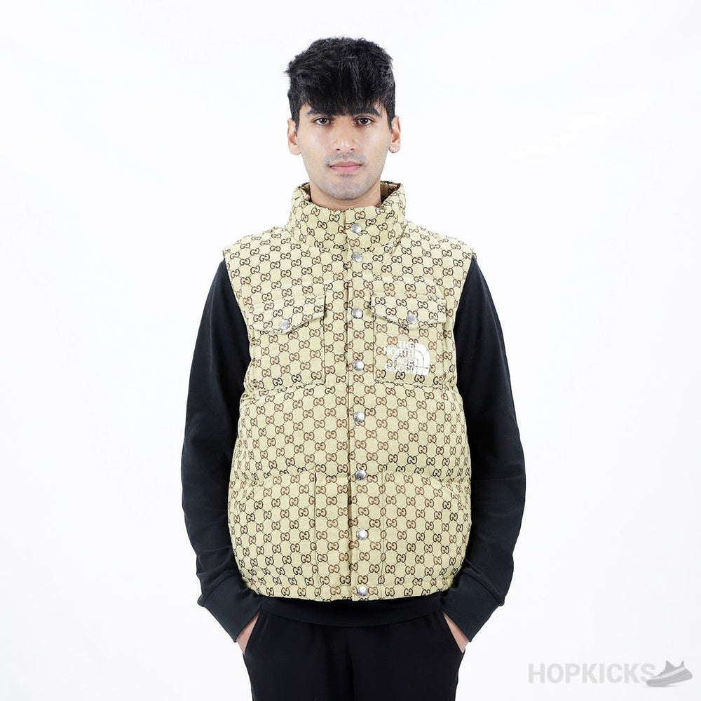 GLOW IN THE DARK North Face X Supreme X Bape [ HYPED COLLAB ]