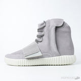 Yeezy Boost 750 OG Light Brown (Premium Batch) - Photo 1